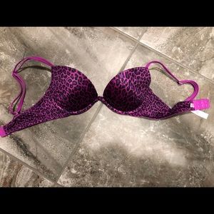 Victoria secret bra 34B